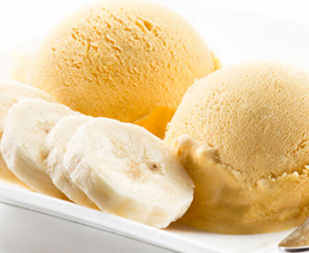 banana ice cream with cut up banana slices