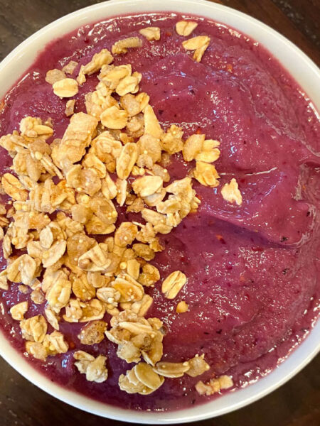 Berry Banana Smoothie Bowl.